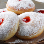 Sufganiyot: la receta fácil de Hanukkah para donas israelíes acolchadas