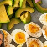 Por qué los huevos y el aguacate están revolucionando tu desayuno: 12 razones irresistibles para empezar