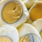 ¿Por qué aparece un anillo verde alrededor de los huevos cocidos?