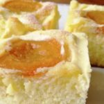 Tarta de queso y albaricoque húngara en bandeja: ligera como una pluma y fácil de preparar