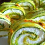 Rollitos de calabacín al horno: más sanos que los fritos y más deliciosos que los de carne